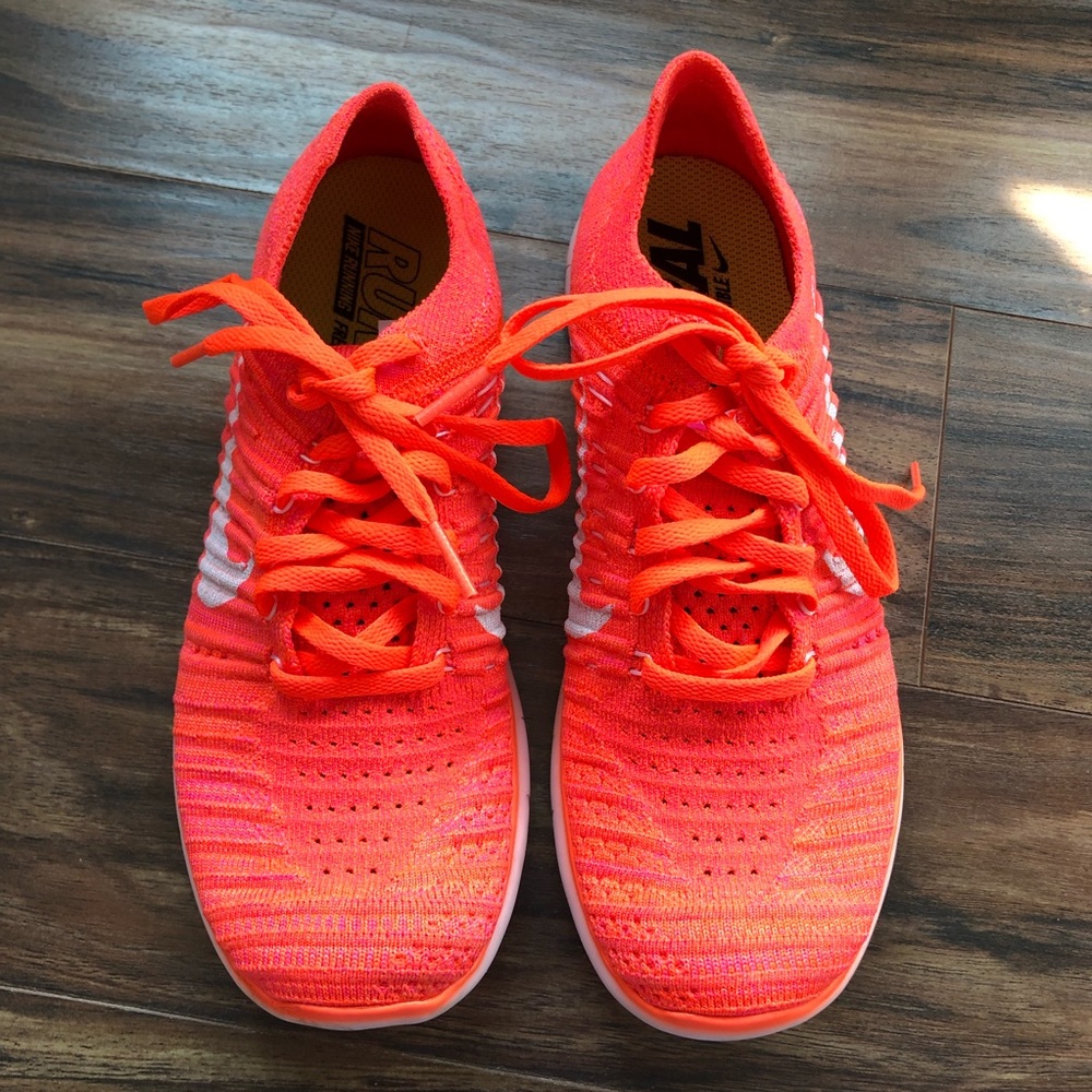 Nike Free Run Flyknit Sneakers